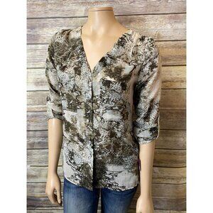 BKE Boutique Top XS‎ Extra Small Blouse Button Front V Neck Two Pockets BUCKLE